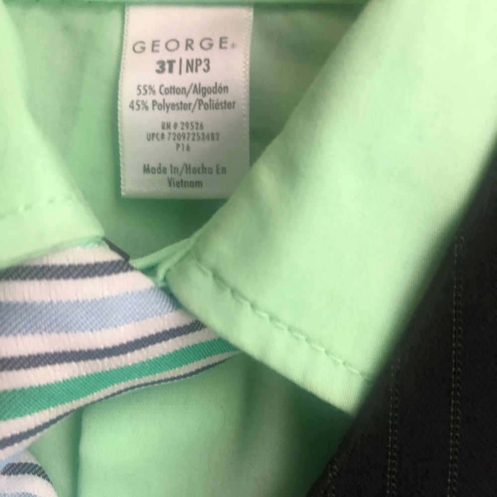 George tuxido mint nwt vest and tie 3t never warn top